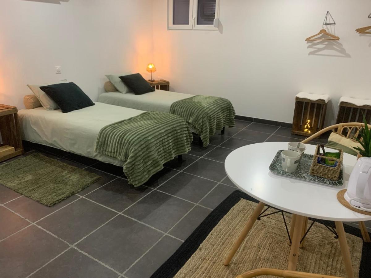 Aux Fines Bulles Gite Et Chambres D Hotes Neuve-Maison Ngoại thất bức ảnh