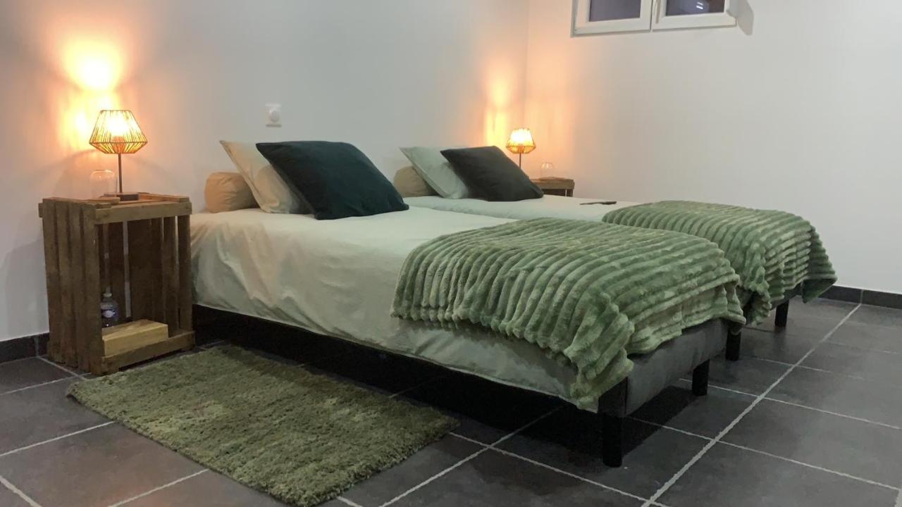 Aux Fines Bulles Gite Et Chambres D Hotes Neuve-Maison Ngoại thất bức ảnh